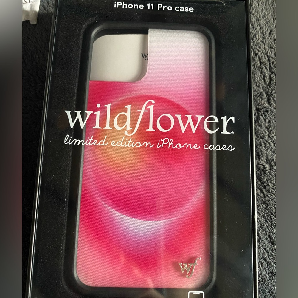 Brand new wildflower case, iphone 11 pro.